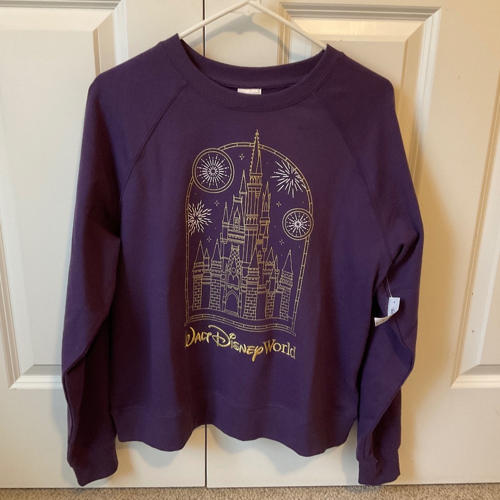 Walt Disney World Women’s Sweatshirt, NWT